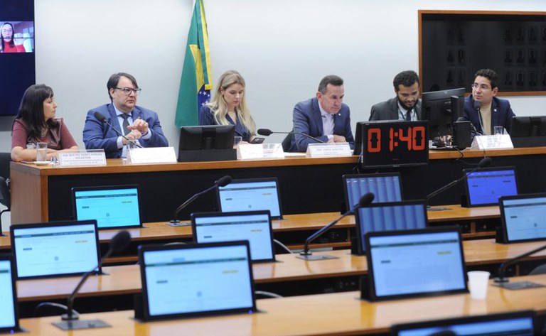 MEC na Câmara (Foto: Renato Araújo/Câmara dos Deputados)