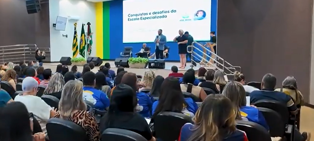 Congresso debate educação inclusiva em Goiás (Foto: Sagres TV) Congresso debate educação inclusiva em Goiás (Foto: Sagres TV)