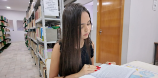 Como estudar redações nota mil ajudou uma estudante a conquistar 980 no Enem?