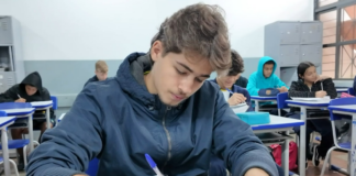 Educação empreendedora incentiva jovens a tirar ideias do papel